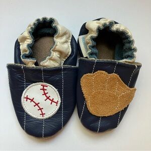 Robeez Navy Baseball Crib Shoe 0-6 months